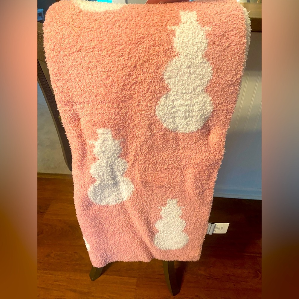 Pink snowman cupcakes and cashmere blanket